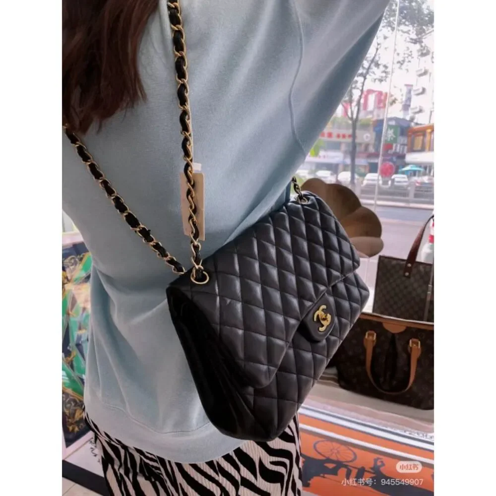 Chanel Women Pre-Loved Bag Very Good Condition